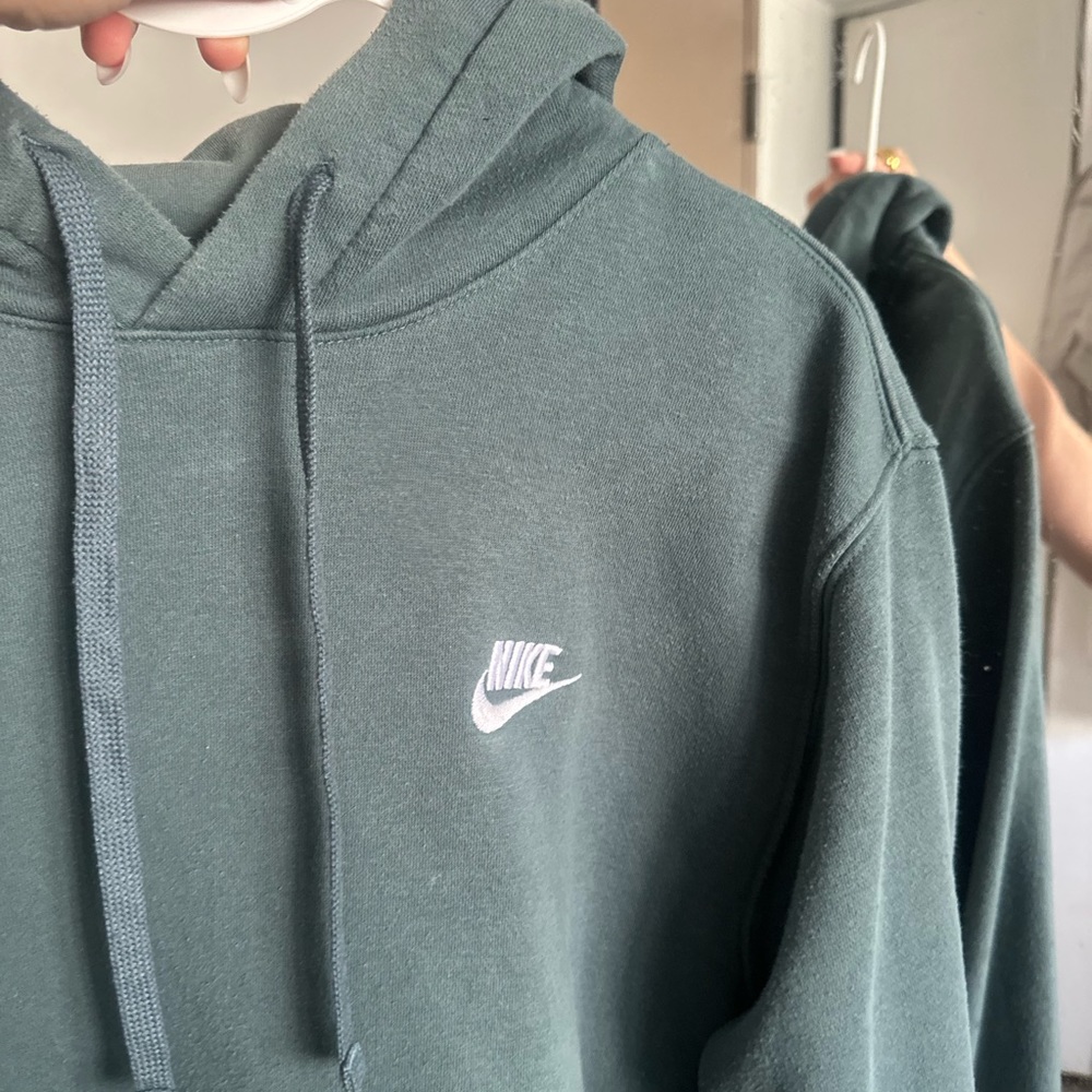 NIKE TEAL HOODIE🤍